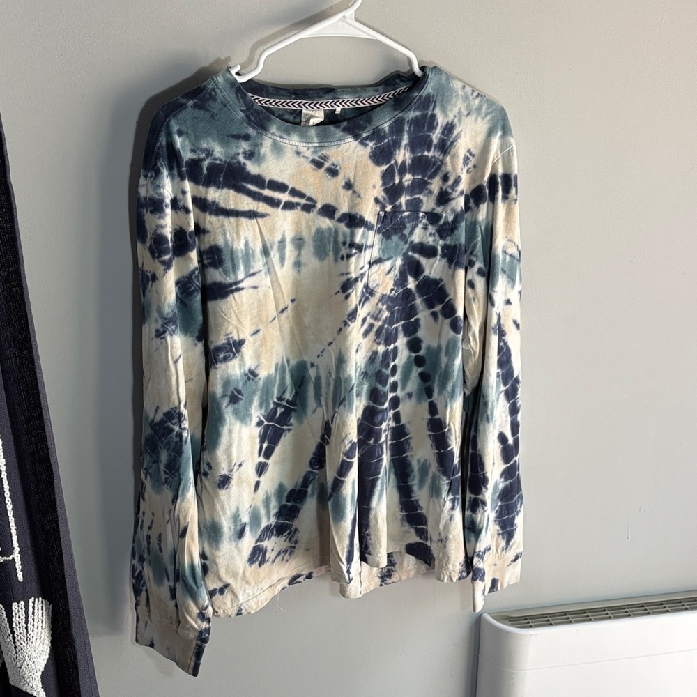 Sovereign Code Navy and Cream Tie-Dye Long Sleeve Tee
